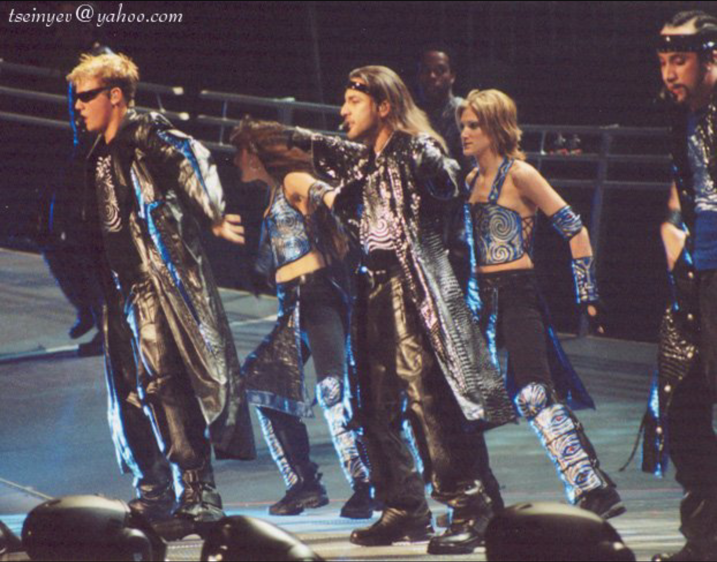 bsb black and blue tour